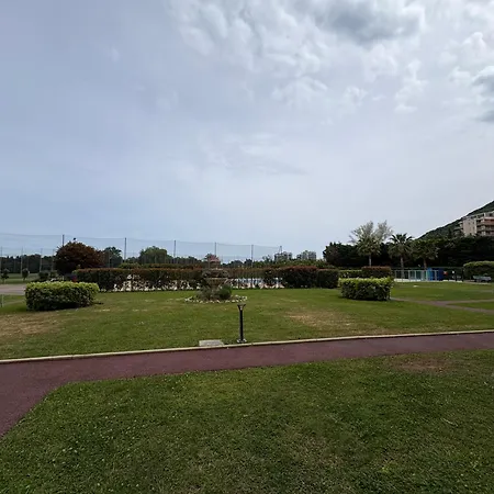 Cannes Marina Mandelieu